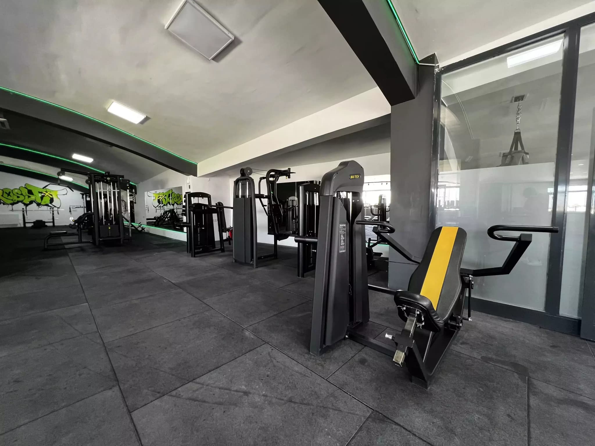 Makineli Ağırlık Alanı